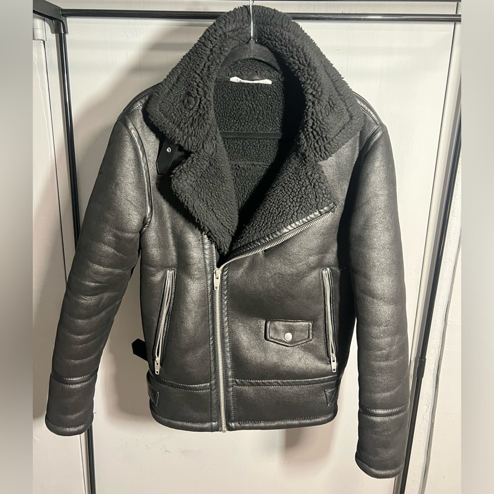 ZARA MAN : Leather Jacket w. Wool Interior, Silver Accents on Zippers & Buttons.